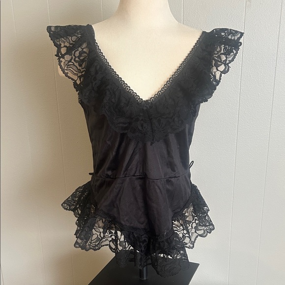 Alana Gale Other - Beautiful, dainty Vintage black lingerie bodysuit adorned in lace